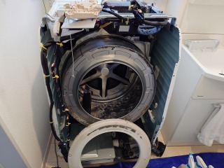 パナソニックドラム式洗濯機NA-VX900A分解