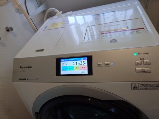 パナソニックドラム式洗濯機NA-VX900A